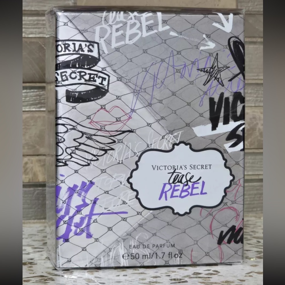 VICTORIA'S SECRET TEASE REBEL